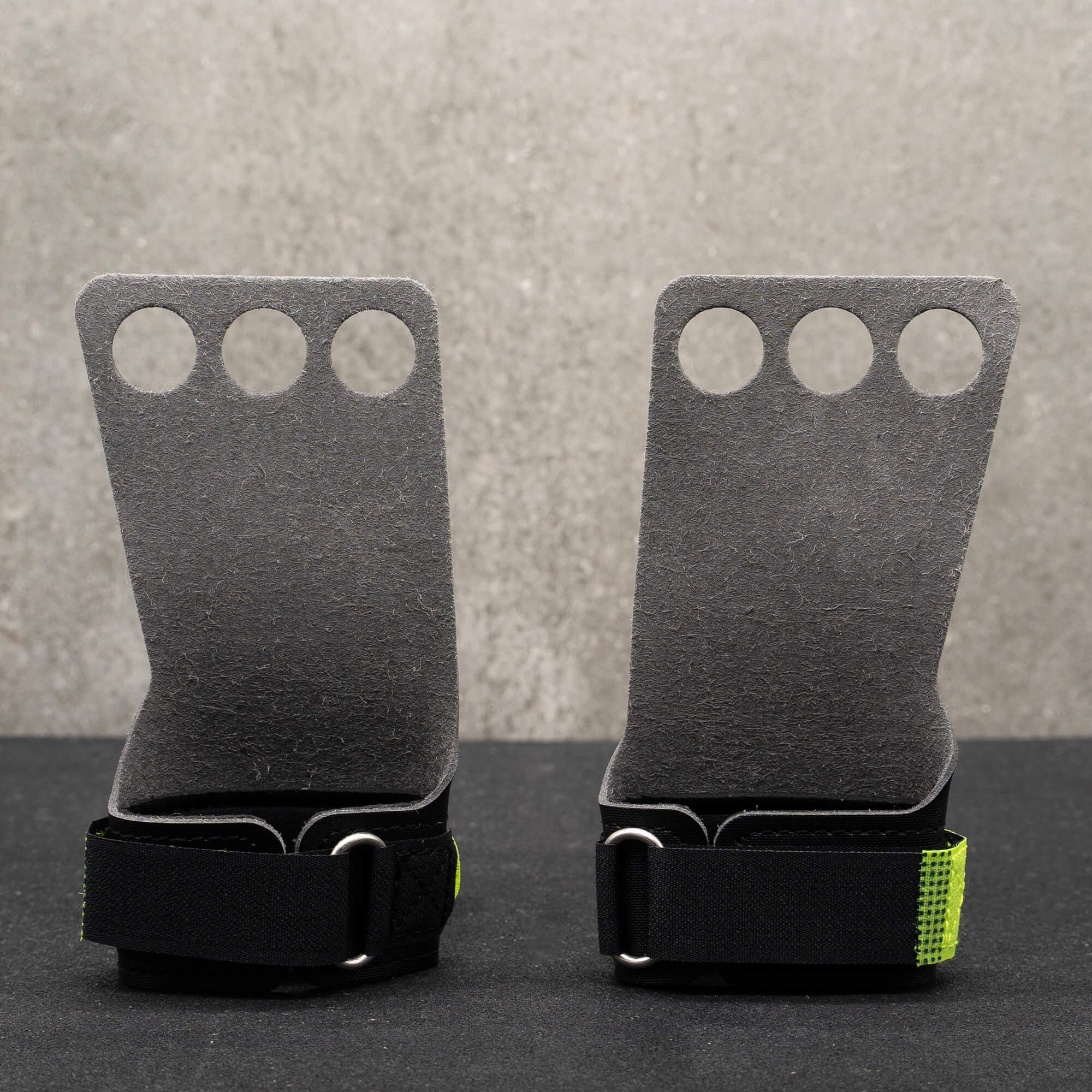 Bear KompleX Black Diamond 3 Hole Grips - Image 6